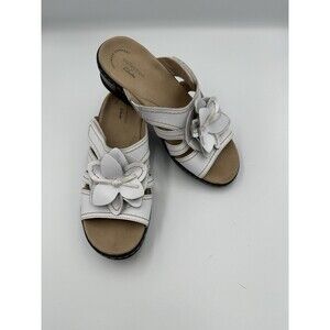 Clarks Collection Merliah Flower Women Slip On Leather Wedge Sandal White Sz 7.5